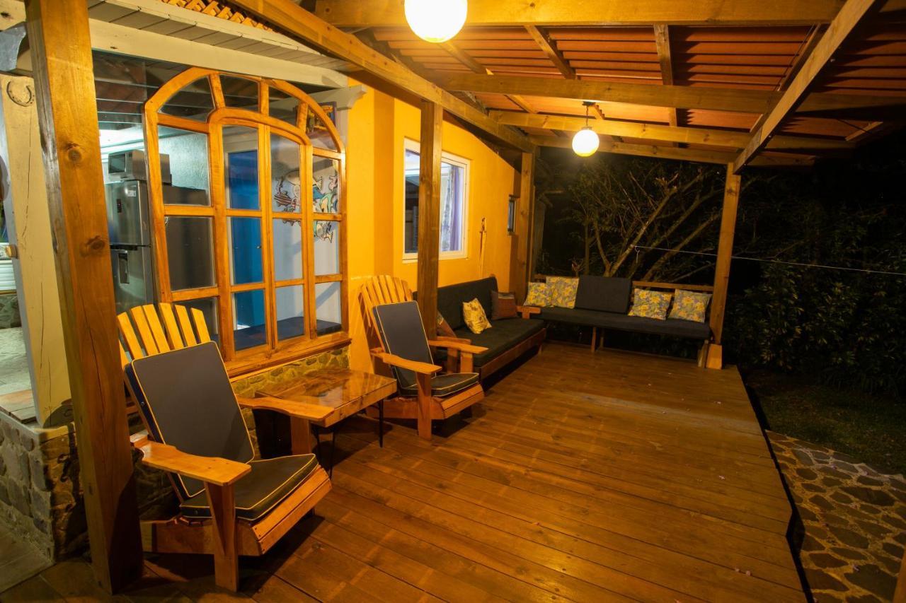 Lake Front Retreat At Los Elementos 산타크루즈 라 라구나 외부 사진