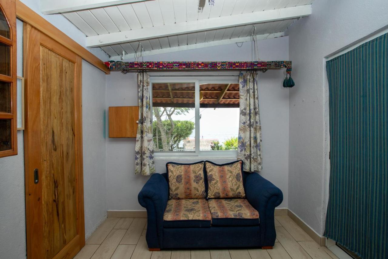 Lake Front Retreat At Los Elementos 산타크루즈 라 라구나 외부 사진