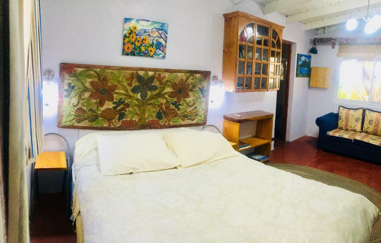 Lake Front Retreat At Los Elementos 산타크루즈 라 라구나 외부 사진
